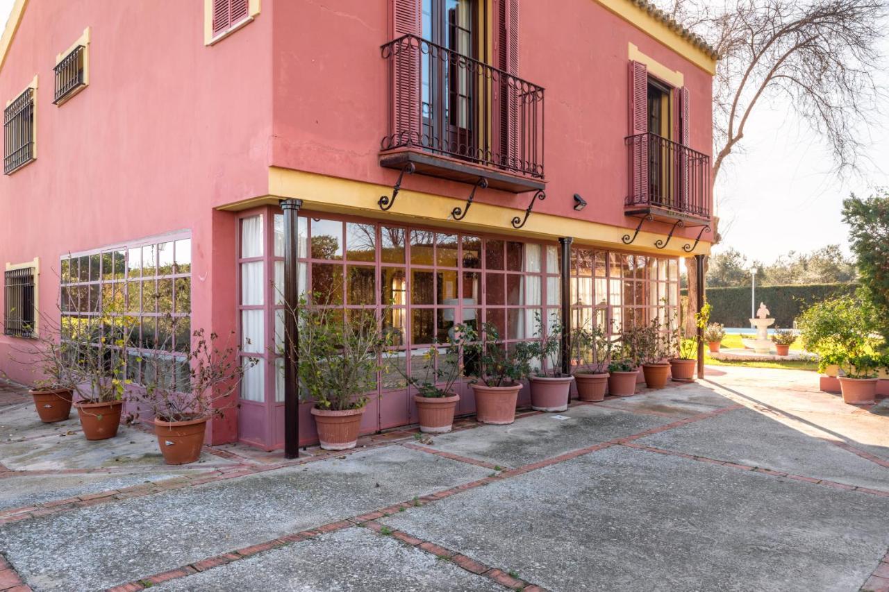 Villa Lucrecia Moron de la Frontera Bagian luar foto
